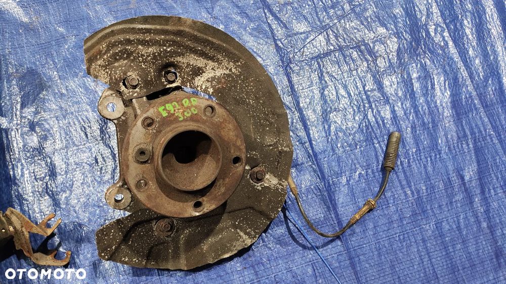 ZWROTNICA PIASTA AMORTYZATOR SPRĘŻYNA MCPERSON PRAWY PRZÓD KOMPLET 311404 824903002484 6764444 BMW E90 E91 E92 E93 3.0D - 2