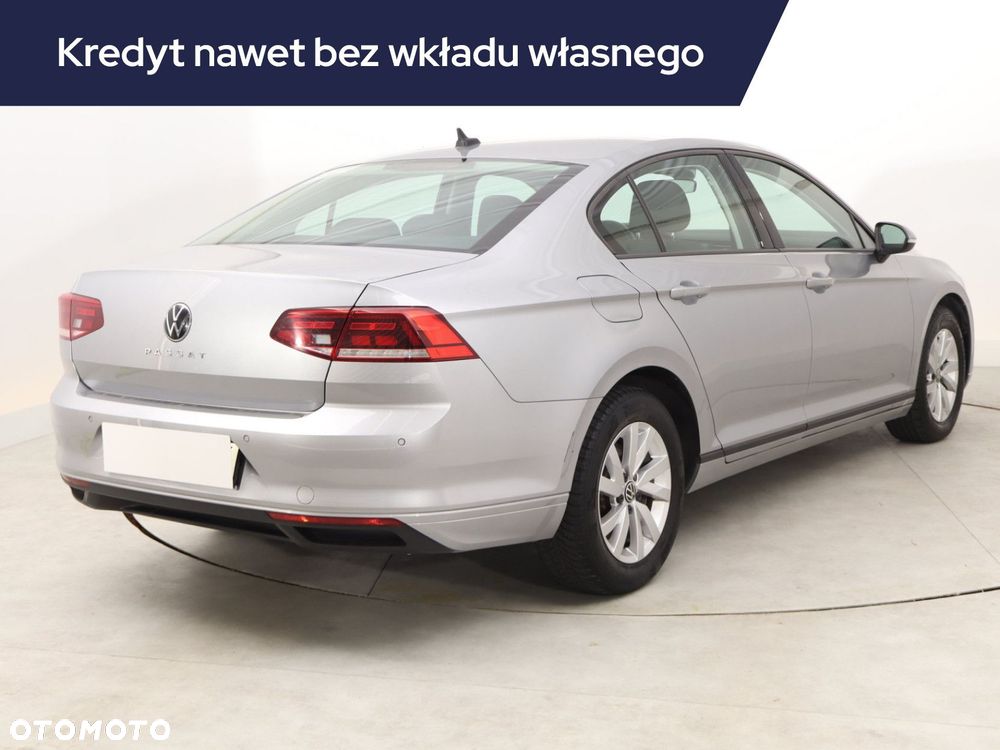 Volkswagen Passat - 7