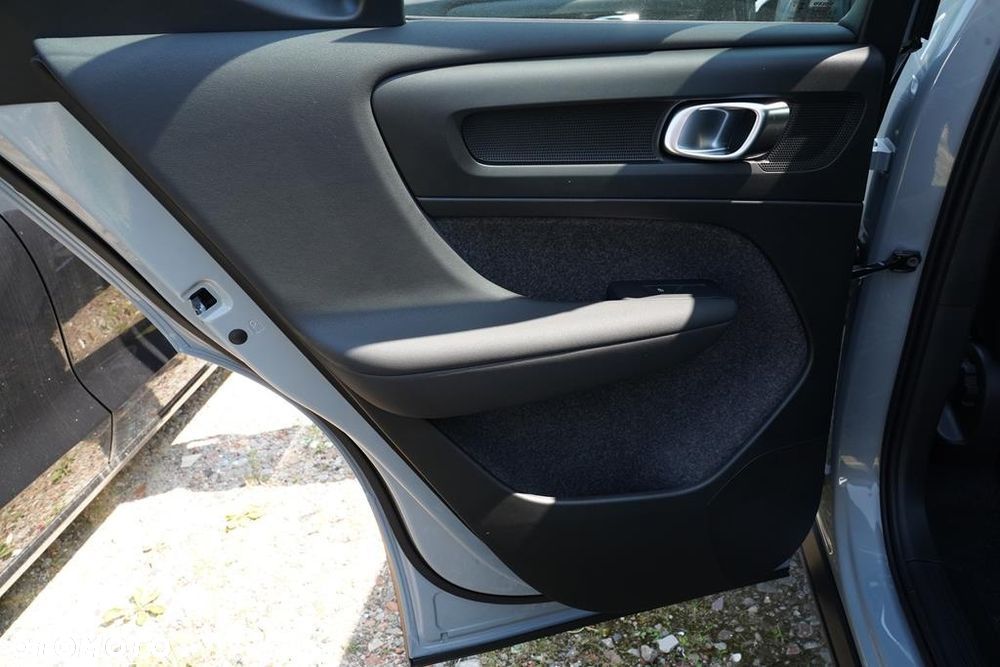 Volvo XC 40 B3 Essential - 7