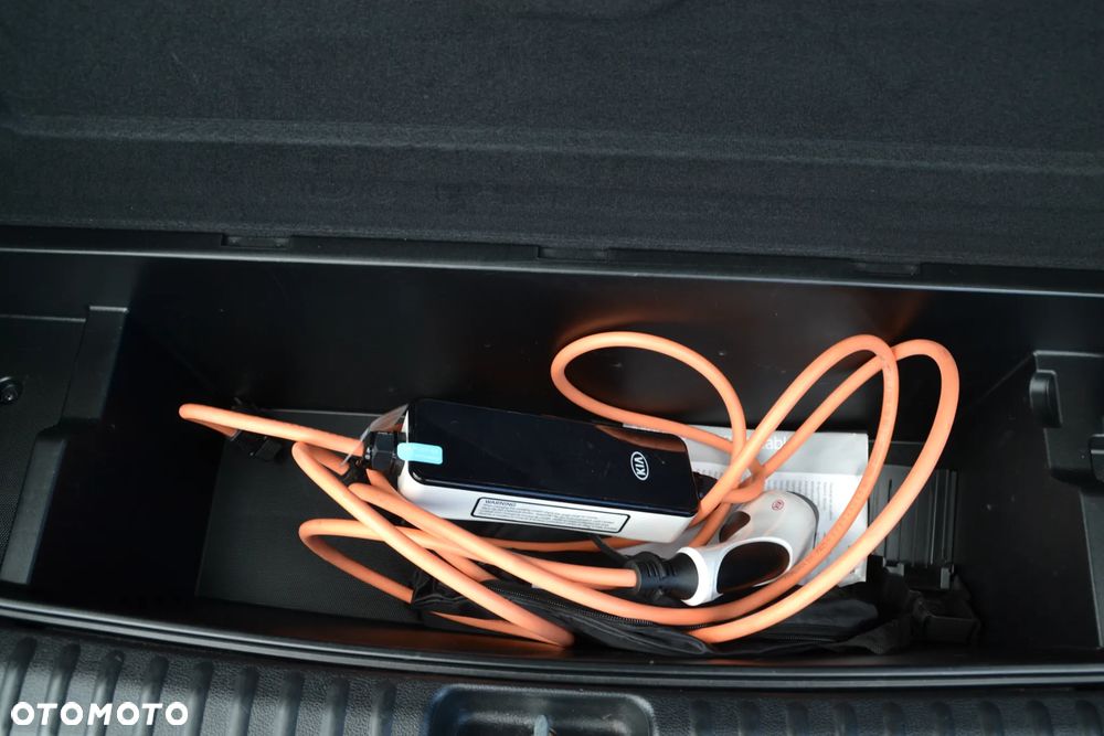 Kia Ceed 1.6 GDI DCT OPF Platinum - 40