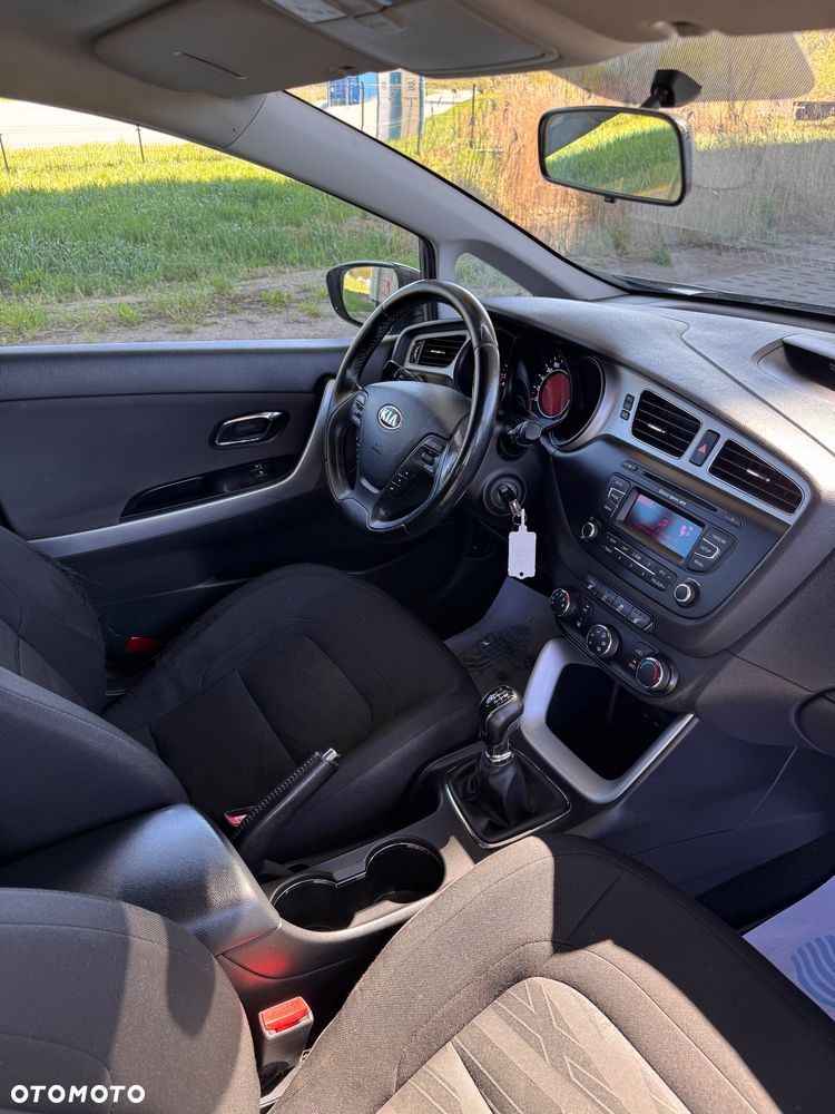 Kia Ceed 1.6 CRDi M - 24