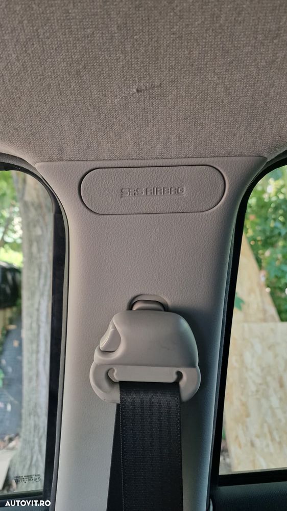 Suzuki Swift - 11