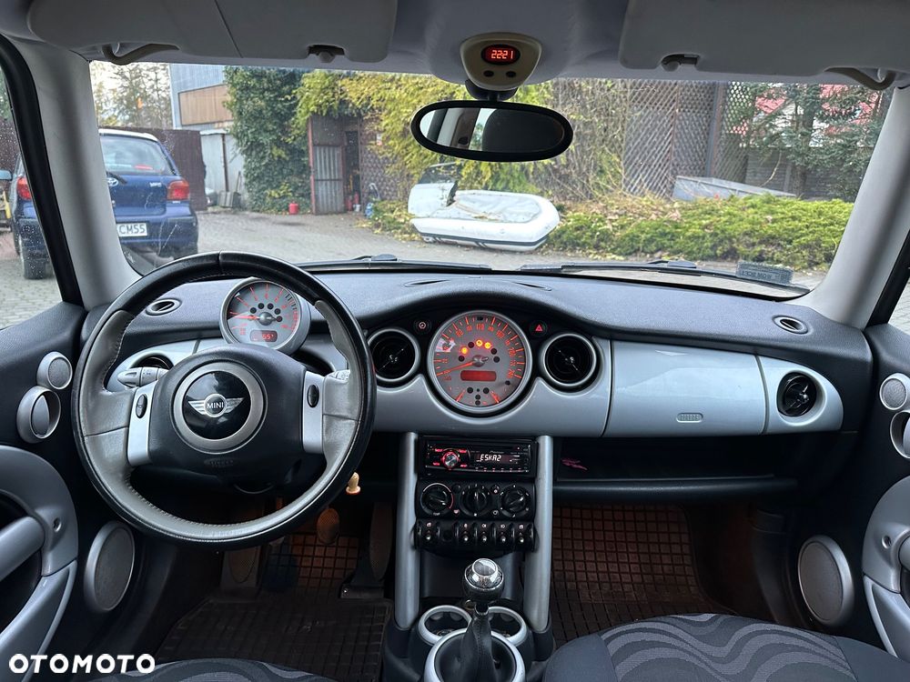 MINI ONE Standard - 7