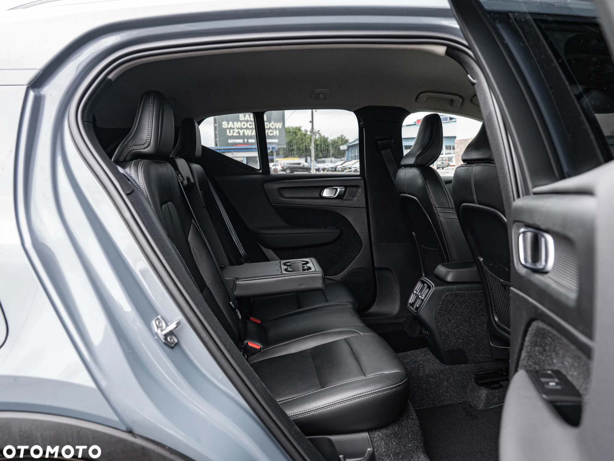 Volvo XC 40 D3 SCR Momentum Core - 27