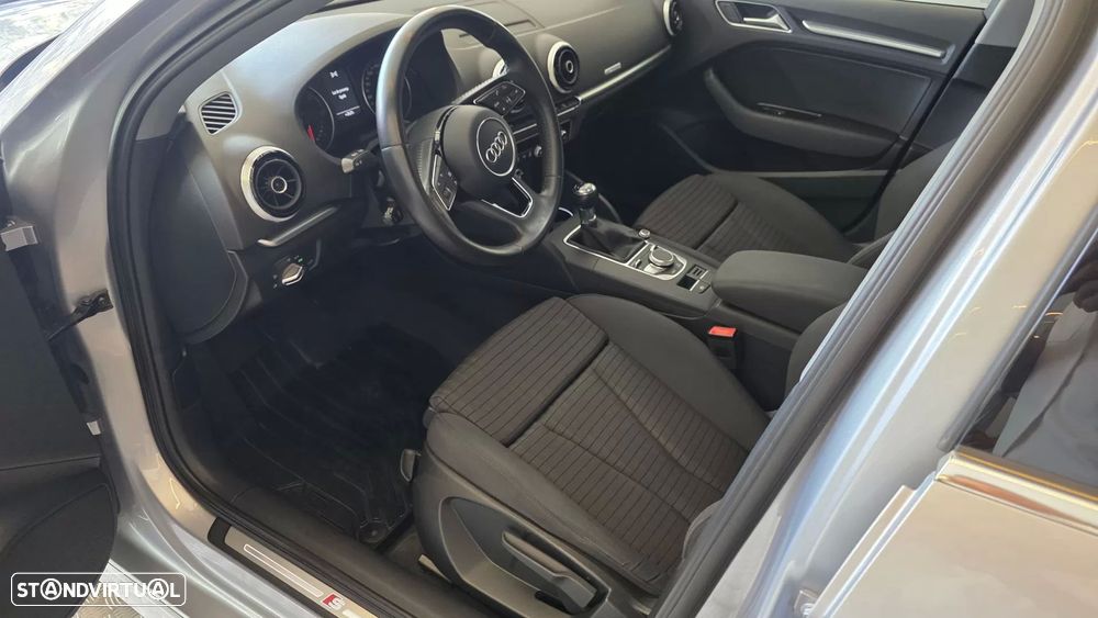 Audi A3 Limousine 1.6 TDI S-line - 6