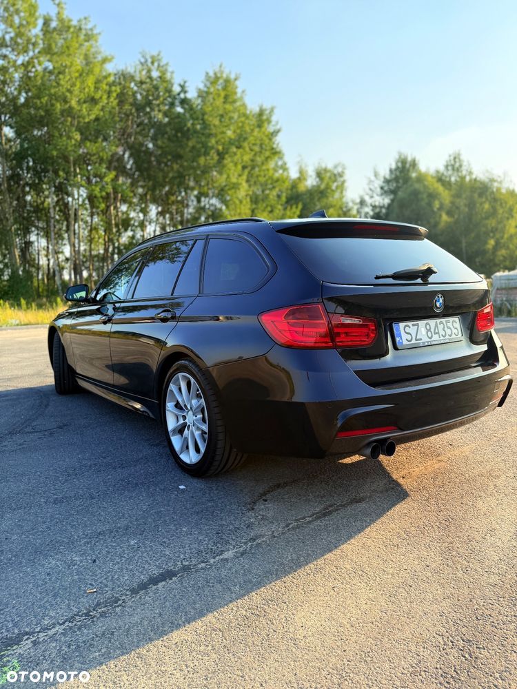 BMW Seria 3 320d xDrive - 14