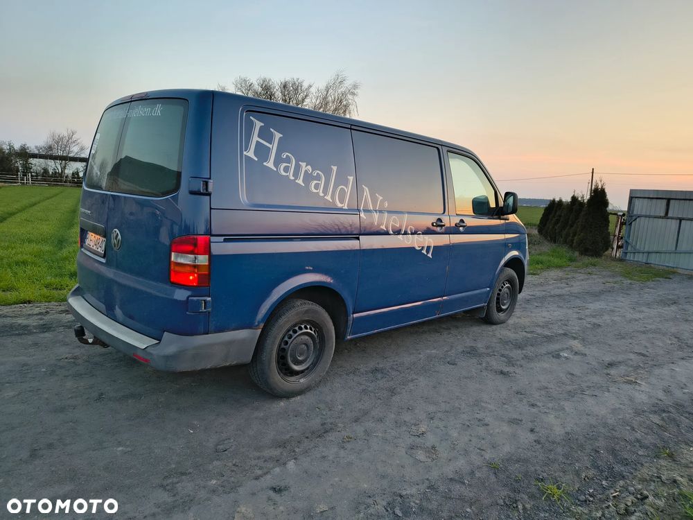 Volkswagen Transporter - 9