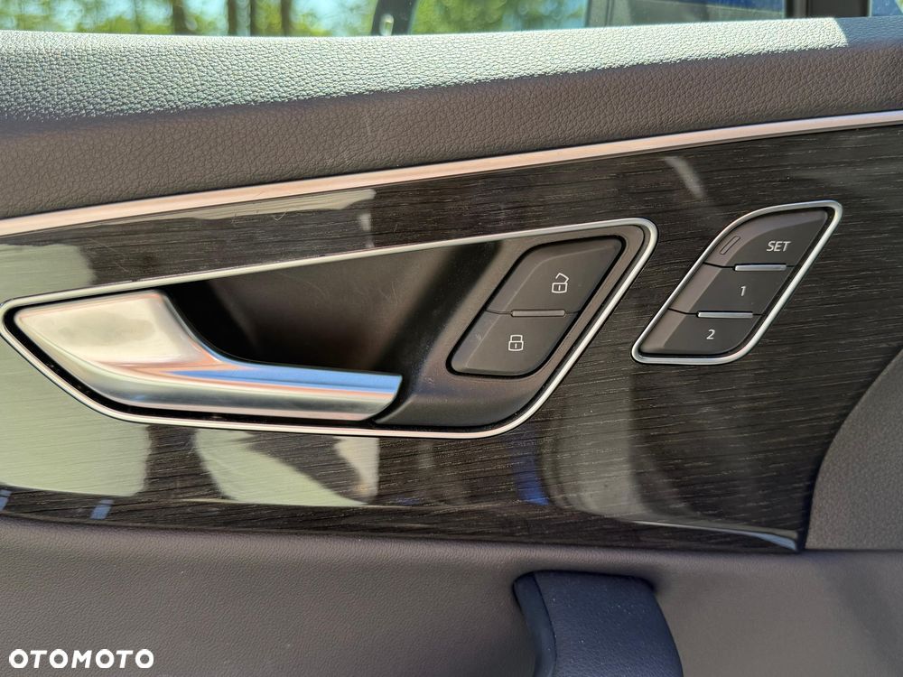 Audi Q7 55 TFSI quattro tiptronic - 10