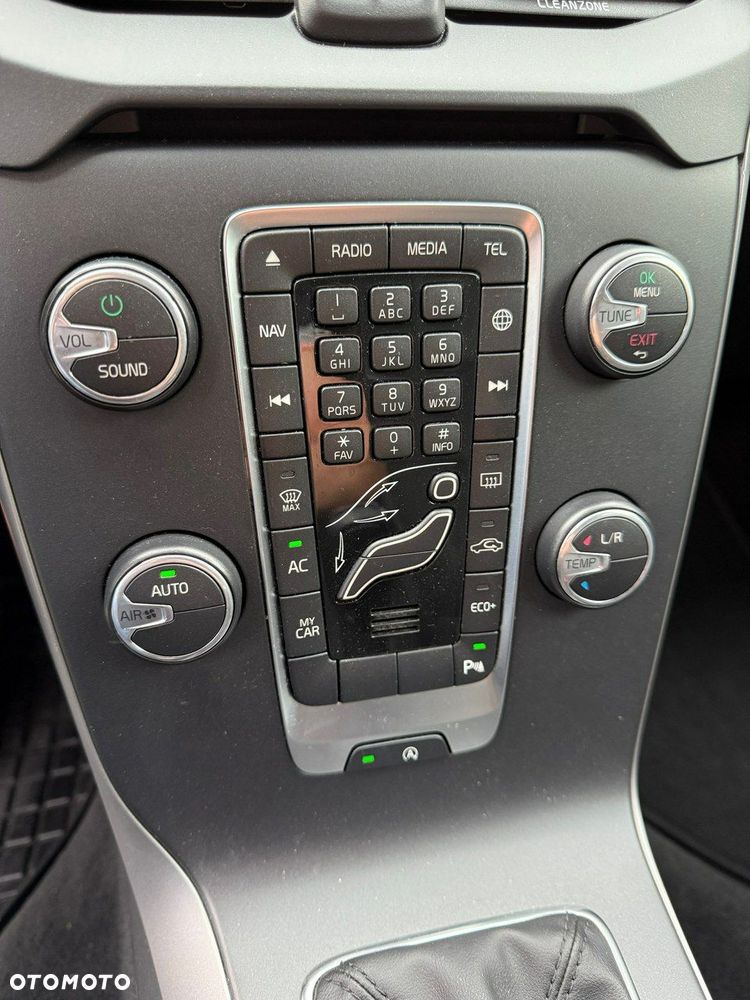 Volvo V40 - 15