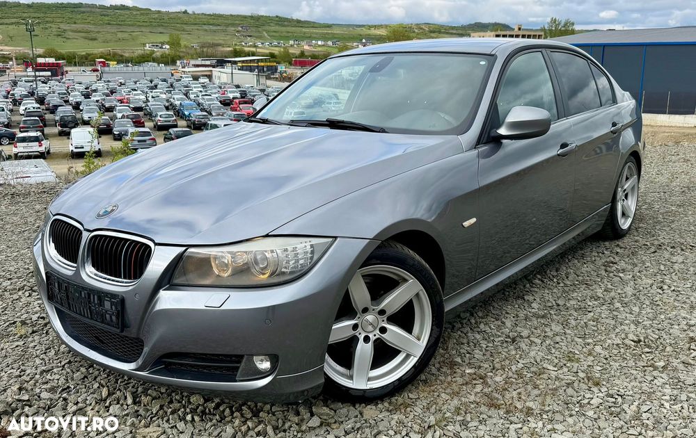 BMW Seria 3 320d DPF Aut. - 1