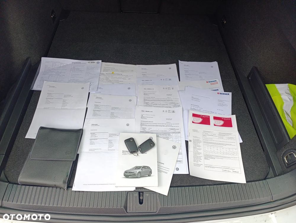 Volkswagen Passat 2.0 TDI Business DSG - 39