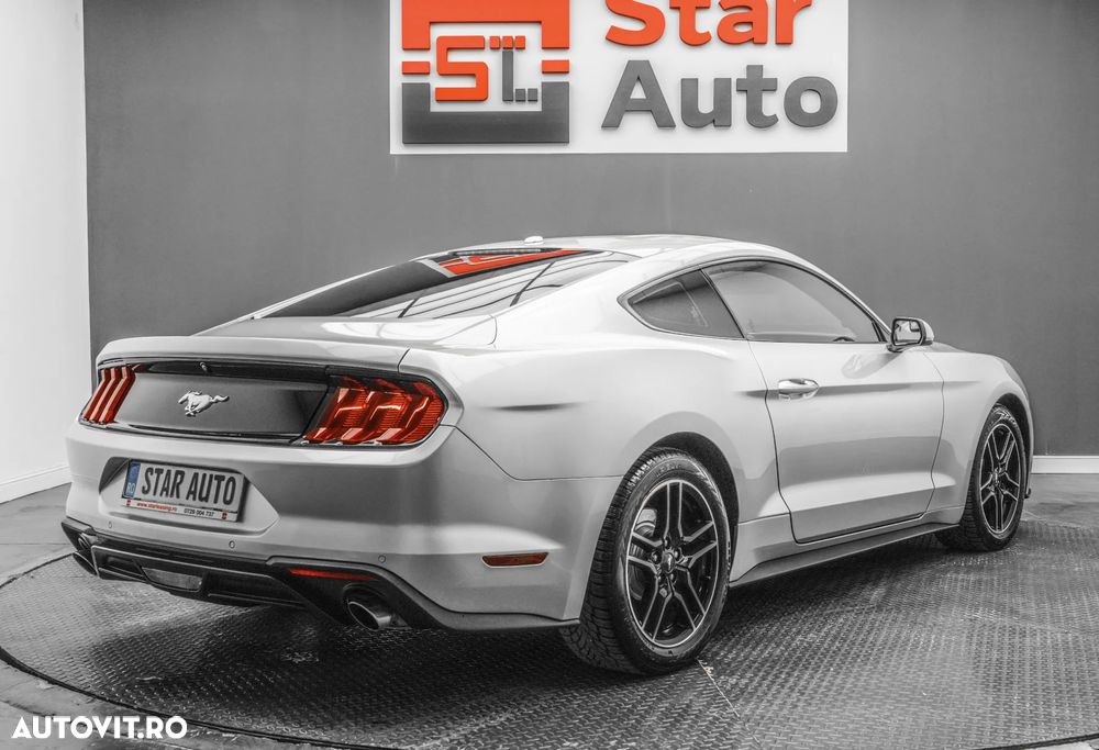 Ford Mustang 2.3 EcoBoost Aut. - 6