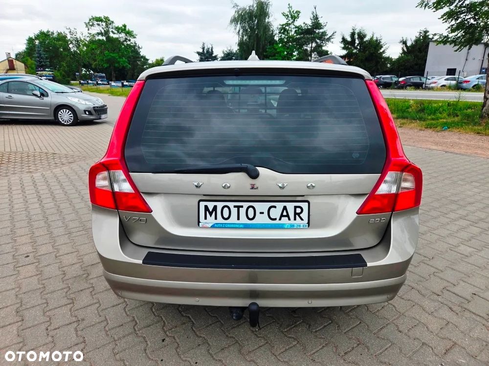Volvo V70 2.0D Momentum - 12