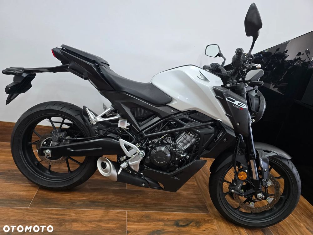 Honda CB - 3