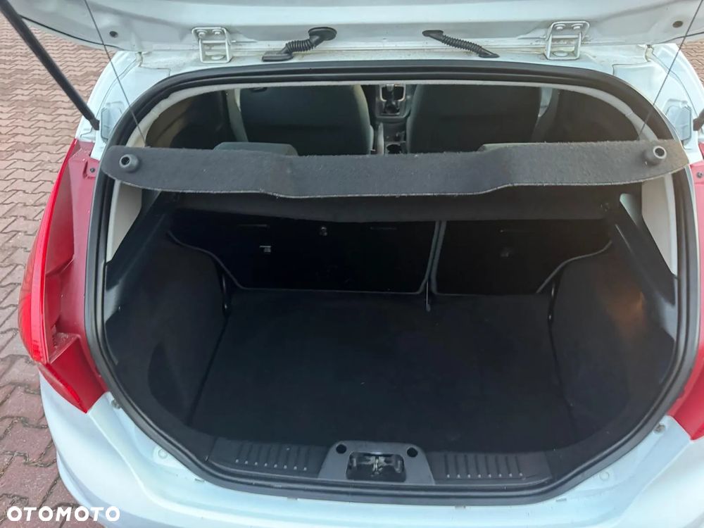 Ford Fiesta - 6