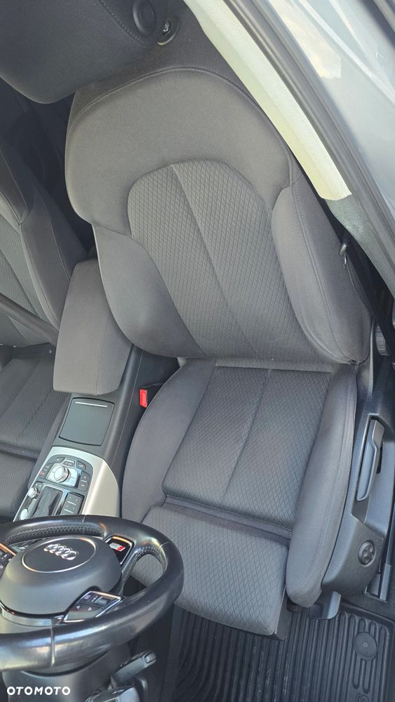 Audi A6 Avant 2.0 TDI quattro S tronic - 9