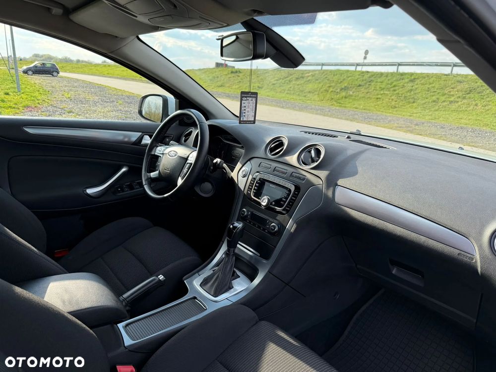 Ford Mondeo 2.0 T Titanium MPS6 - 30