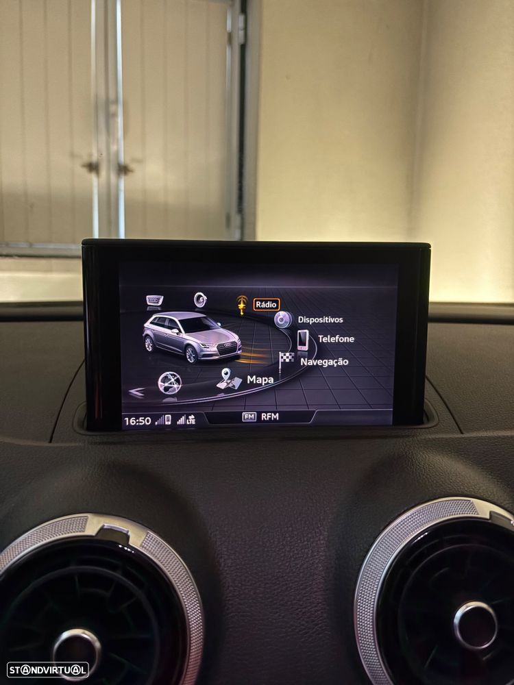 Audi A3 Sportback 1.6 TDI - 19