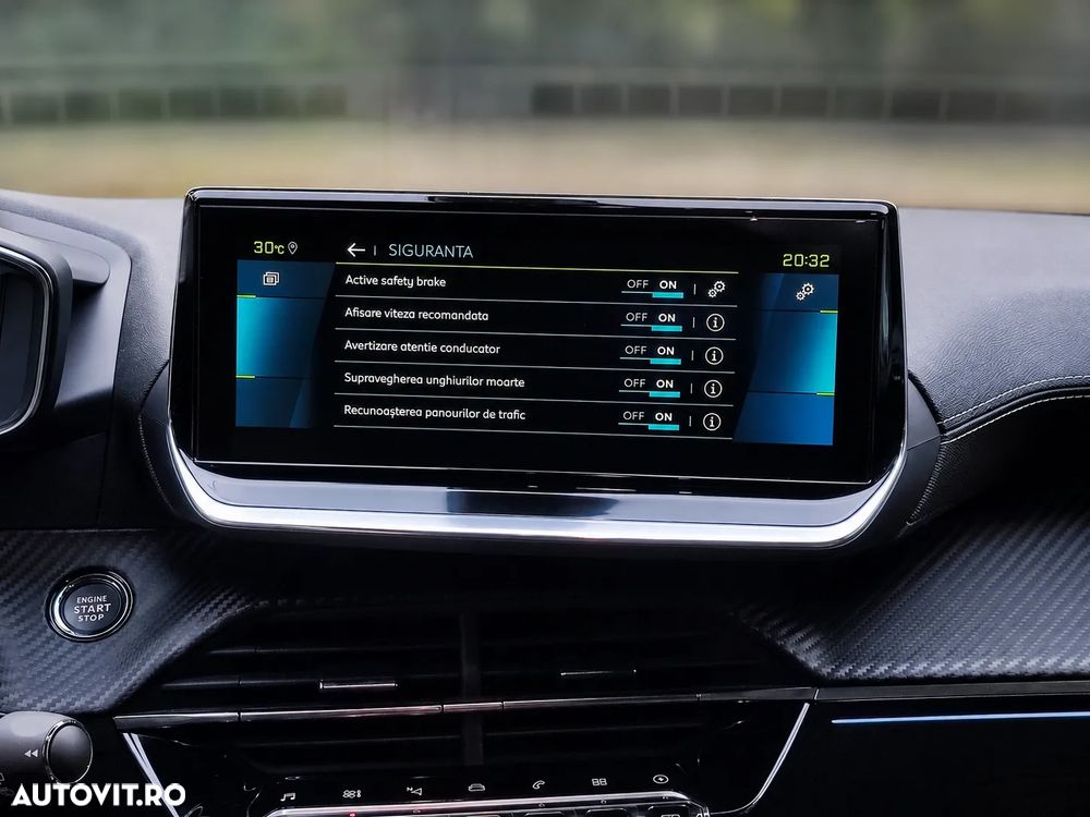 Peugeot 208 e-208 GT Pack - 27