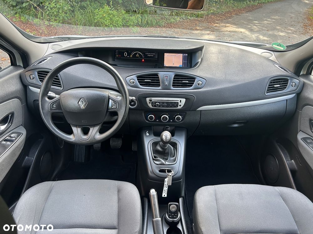 Renault Scenic 1.6 16V 110 TomTom Edition - 17