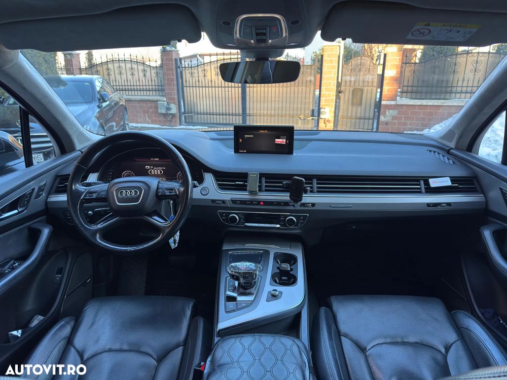 Audi Q7 - 7