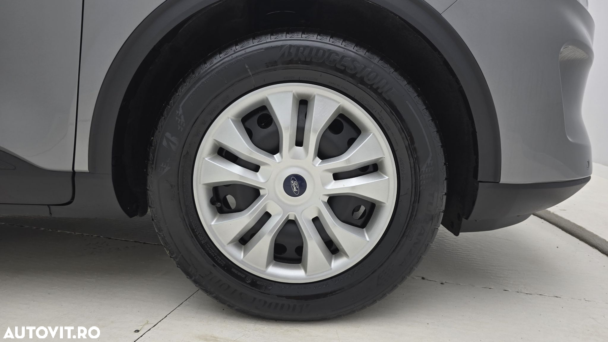 Ford Kuga 1.5 EcoBlue A8 FWD Trend - 23