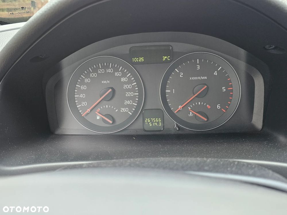 Volvo C30 2.0D Momentum - 10