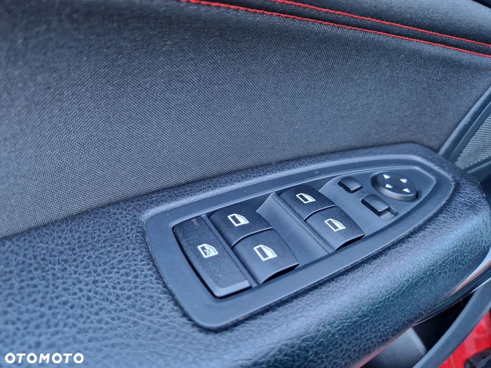 BMW Seria 1 120d Sport Line - 19