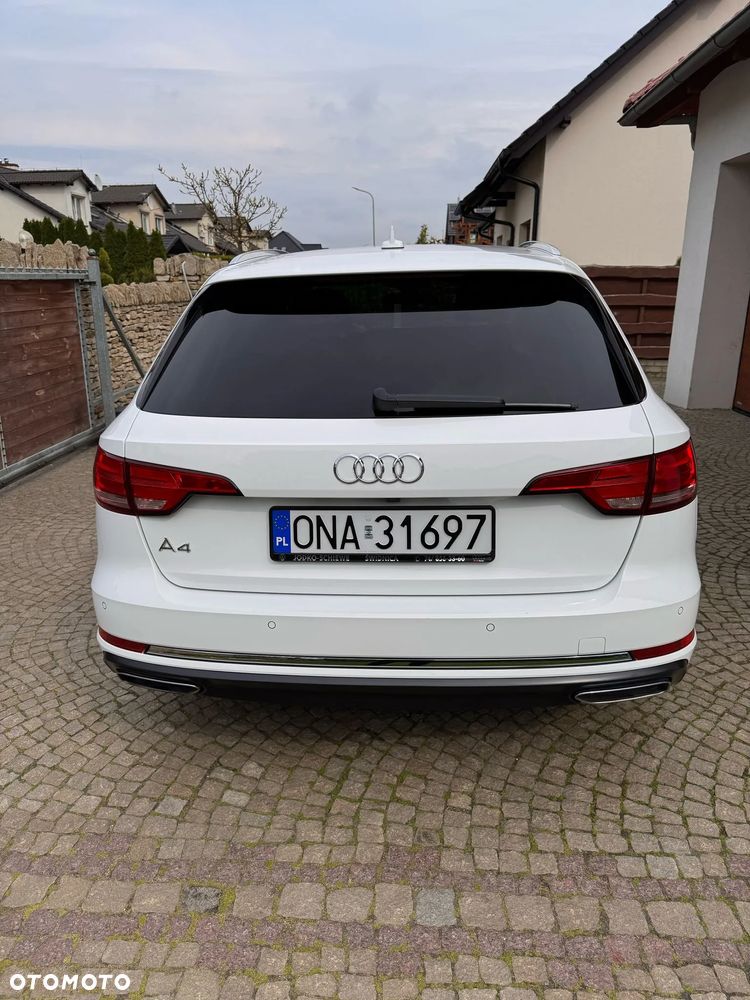 Audi A4 Avant 2.0 TDI S tronic - 1
