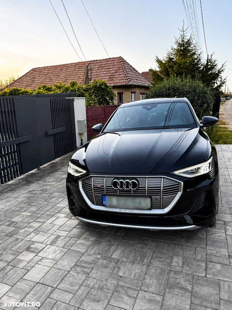 Audi e-tron Sportback - 11