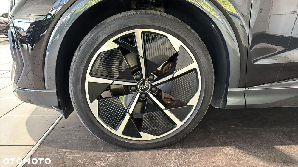 Audi Q4 e-tron 40 77kWh S Line - 18