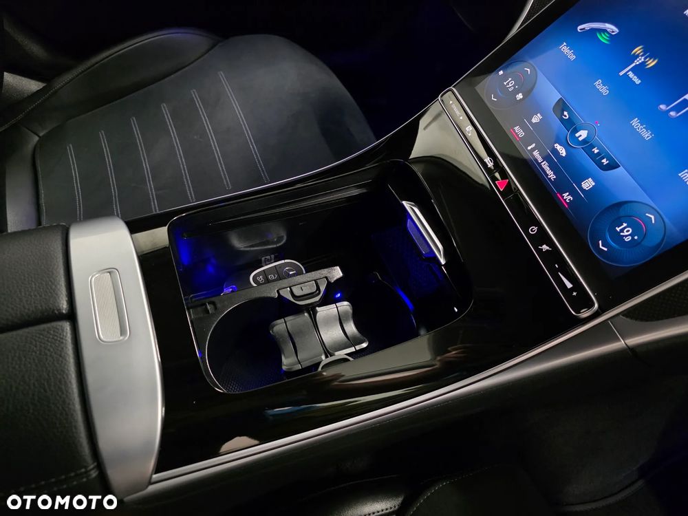 Mercedes-Benz Klasa C 220 d 9G-TRONIC - 22