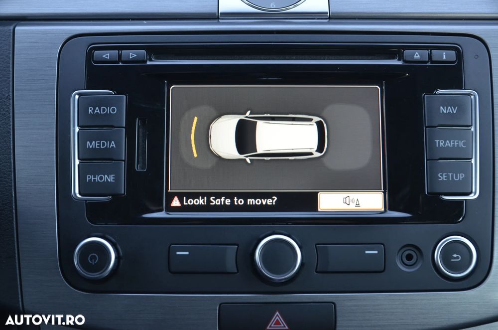 Volkswagen Passat 1.4 TSI Comfortline DSG - 32