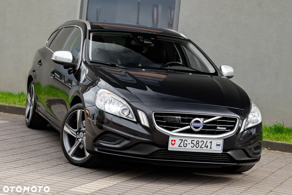 Volvo V60 D3 Geartronic RDesign - 1