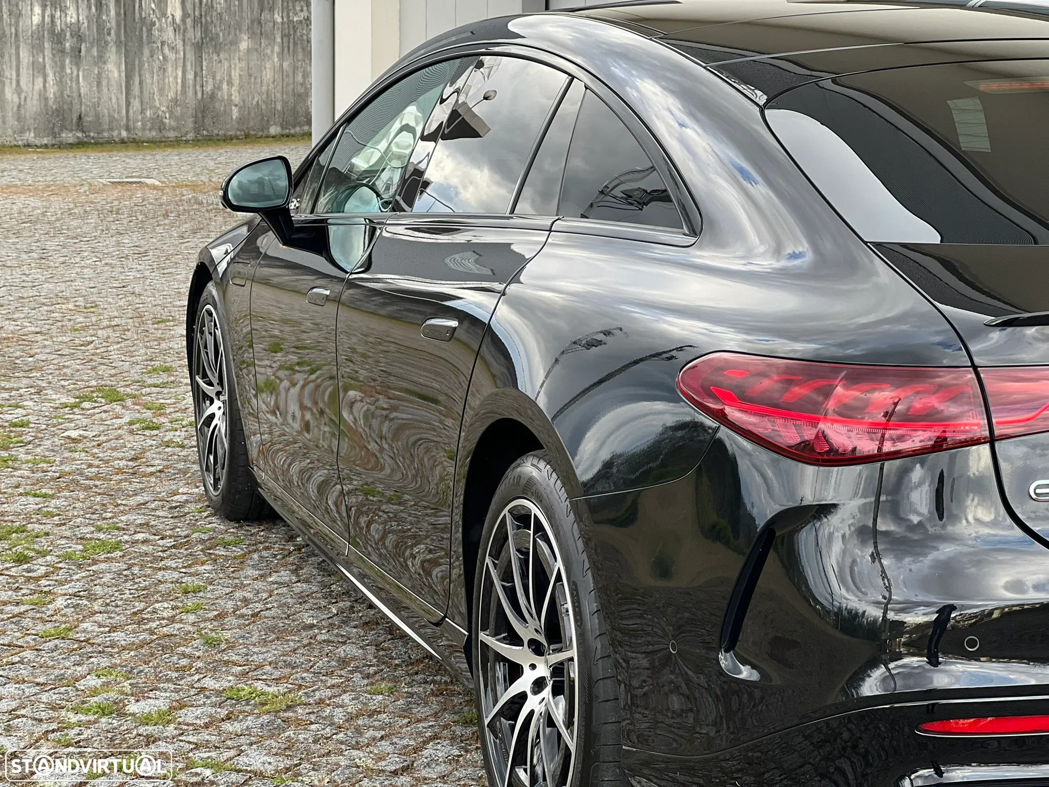Mercedes-Benz EQS 450+ AMG Line - 18