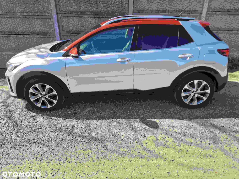 Kia Stonic 1.0 T-GDI 120 Platinum Edition - 4