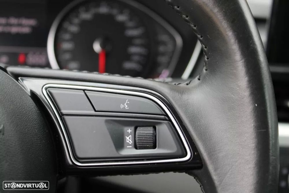 Audi A4 Avant 35 TDI Advanced S tronic - 24