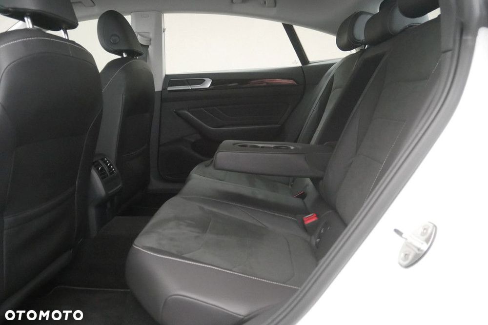 Volkswagen Arteon 2.0 TSI Essence DSG - 15
