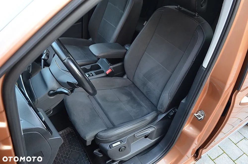 Volkswagen Caddy 2.0 TDI Dark Label DSG - 13