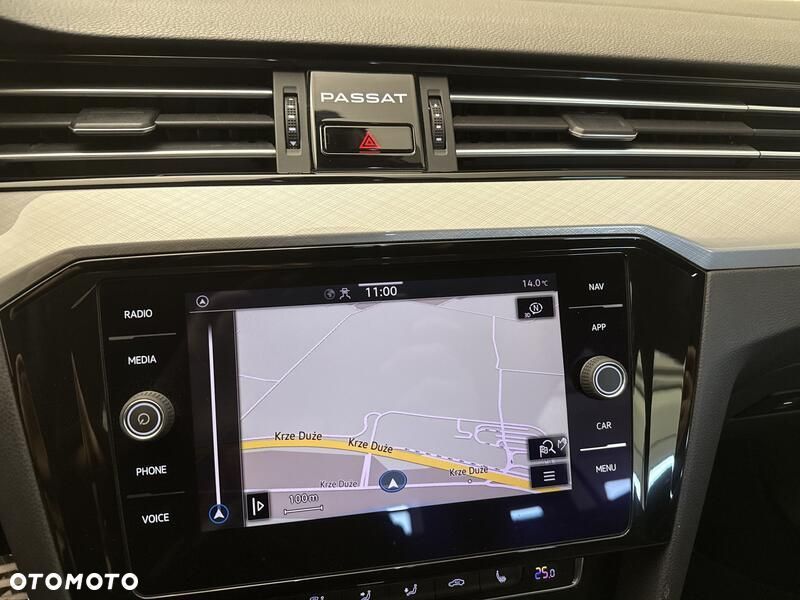 Volkswagen Passat - 15