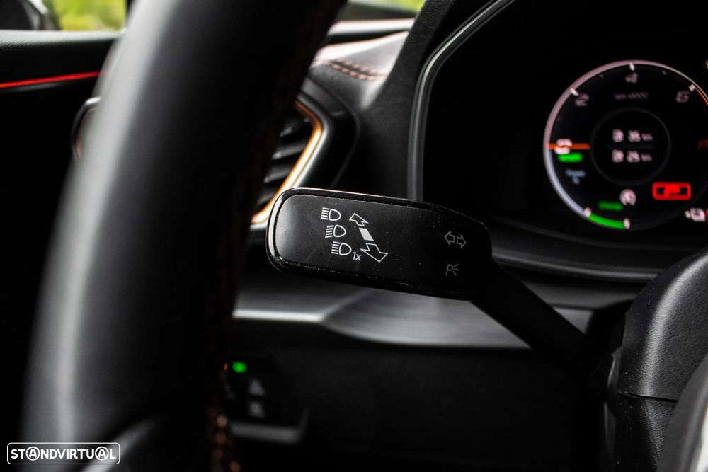 Cupra Formentor VZ 1.4 e-Hybrid DSG - 17