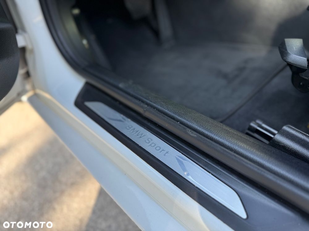 BMW Seria 3 320d Sport Line - 20