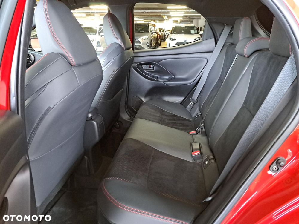 Toyota Yaris - 13