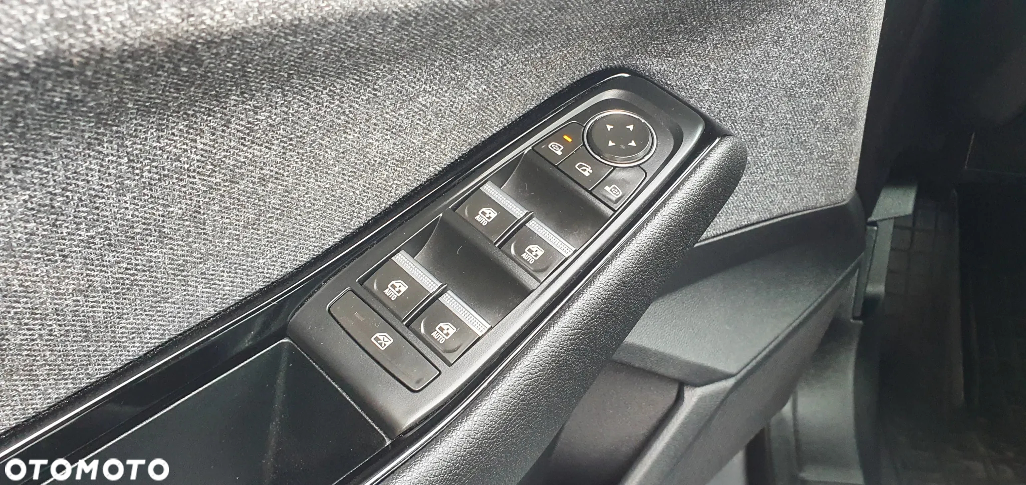 Renault Espace 1.2 E-Tech Full Hybrid 200 Techno MMT 7os - 13