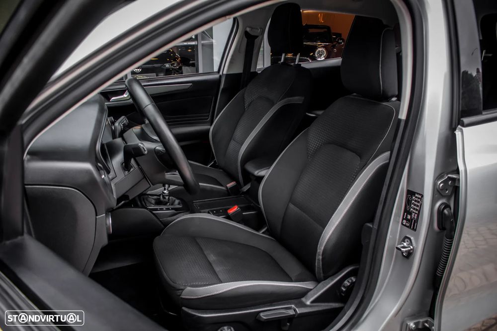 Ford Focus SW 1.0 EcoBoost Business - 30