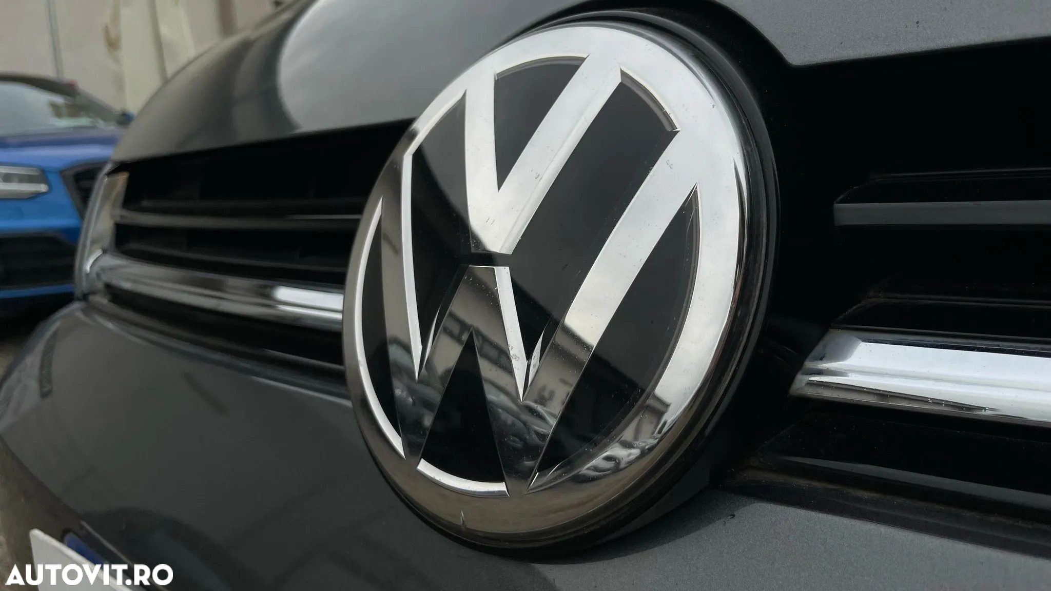 Volkswagen Golf - 26