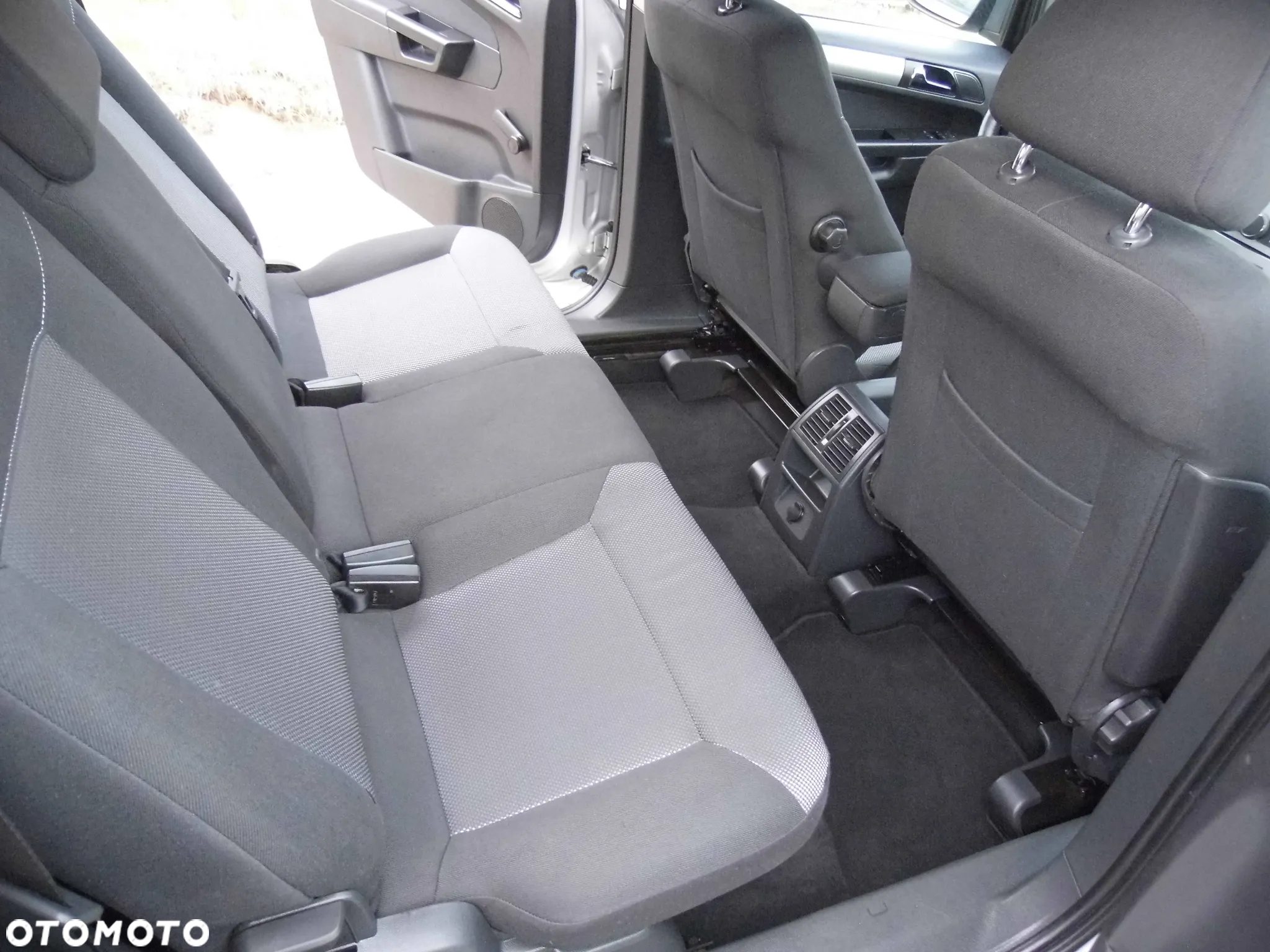 Opel Zafira 1.8 Design Edition - 22