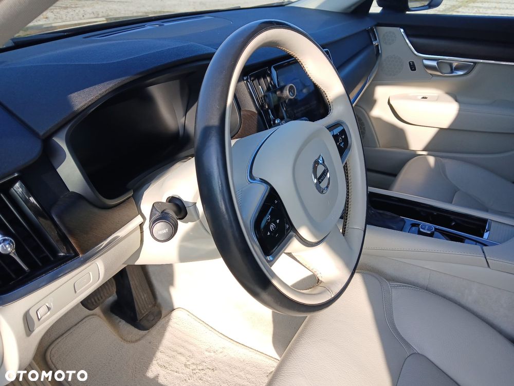 Volvo V90 Cross Country D4 AWD - 20