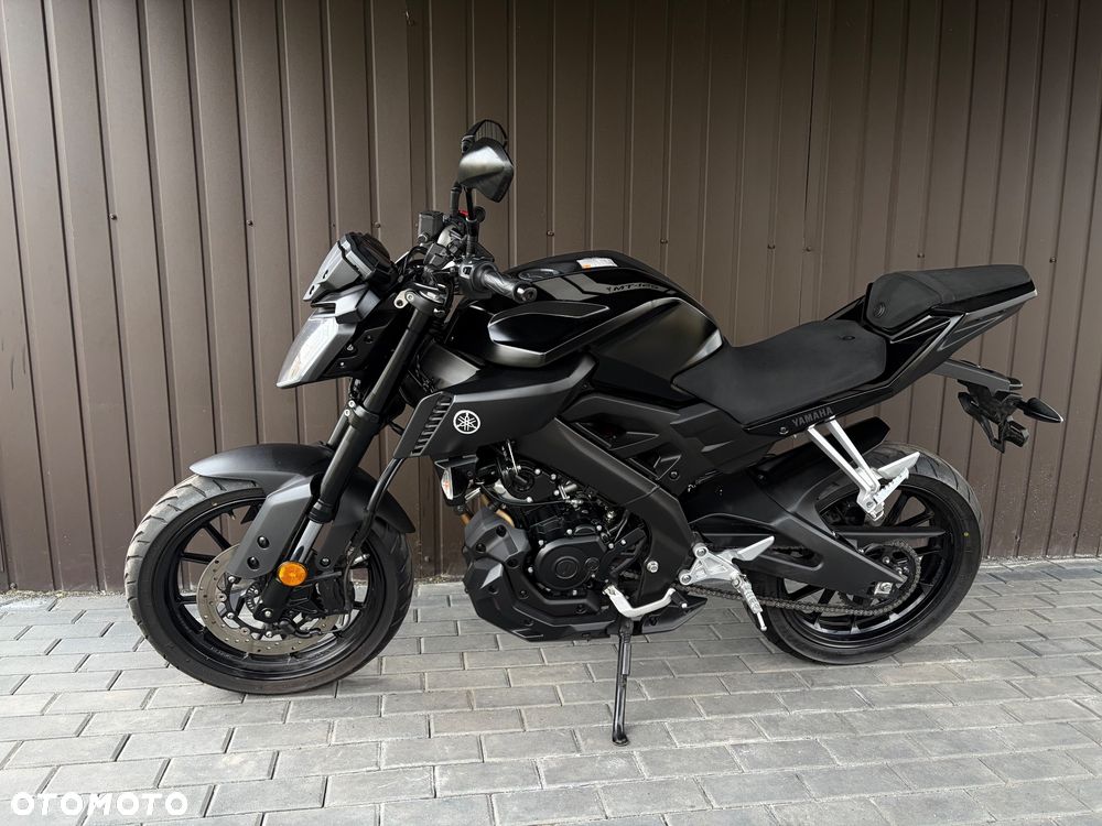 Yamaha MT - 2