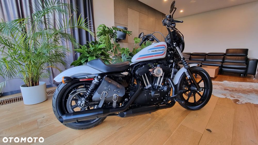 Harley-Davidson Sportster - 32